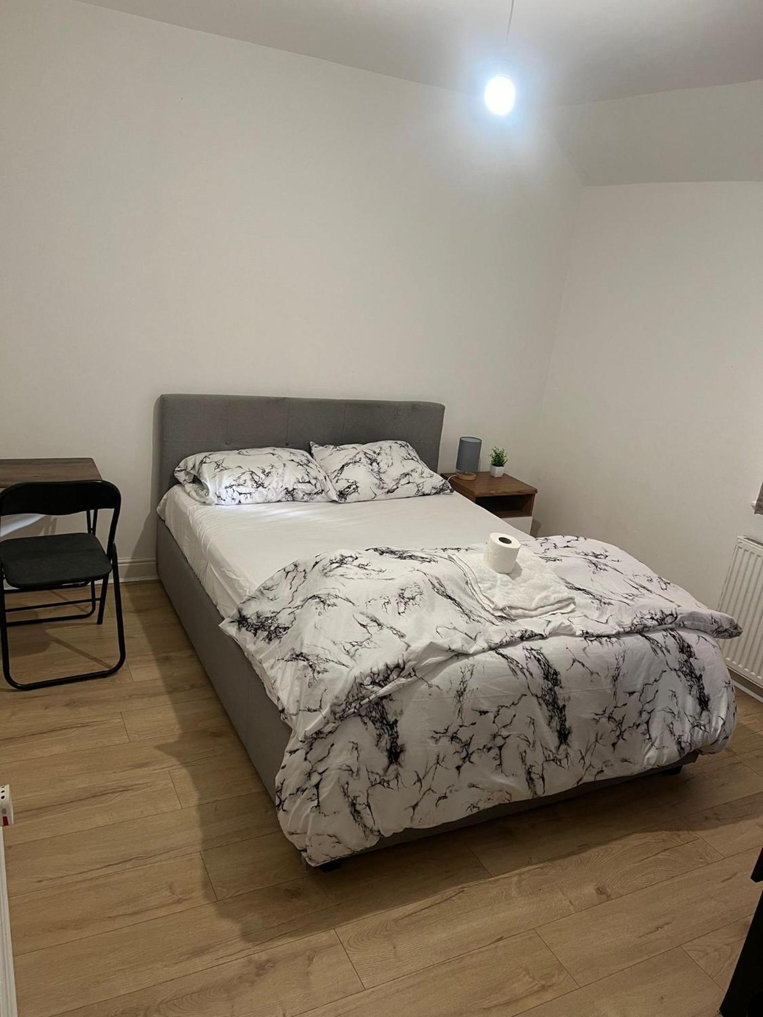 Deluxe Double Bedroom แมนเชสเตอร์ ภายนอก รูปภาพ